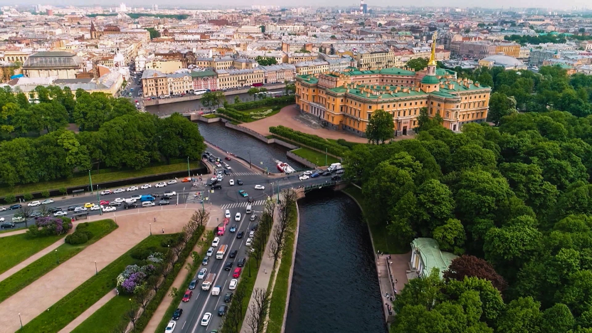 Петербург сохраняет позитивные тенденции развития экономики