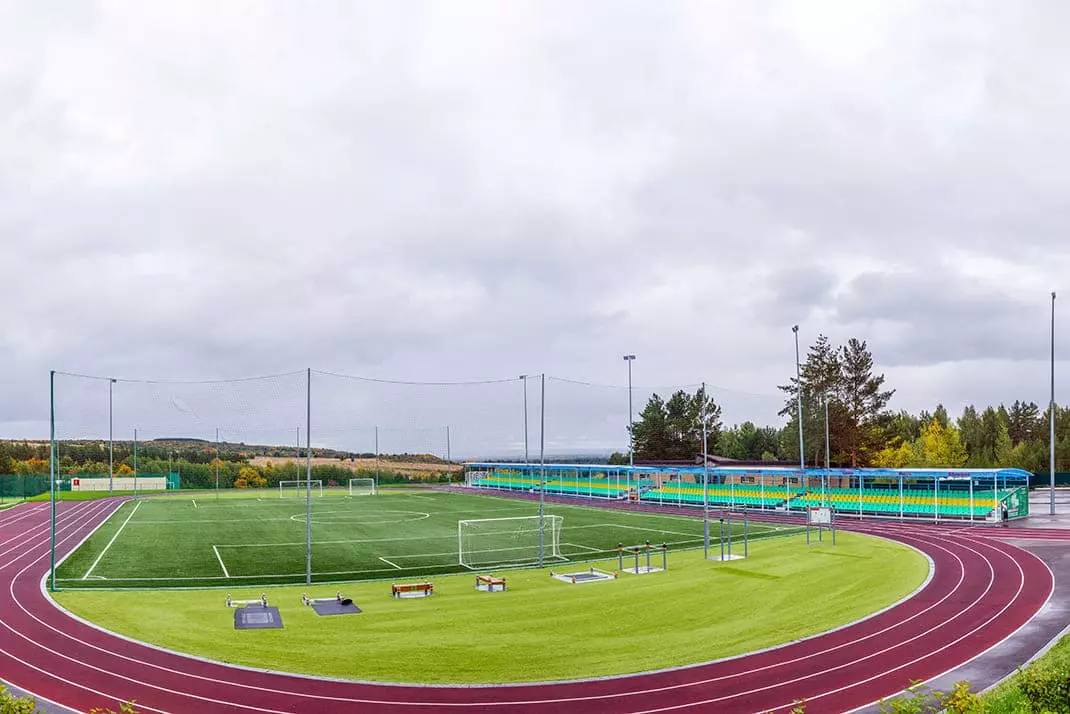 Новый стадион открылся в лагере "Солнечный"