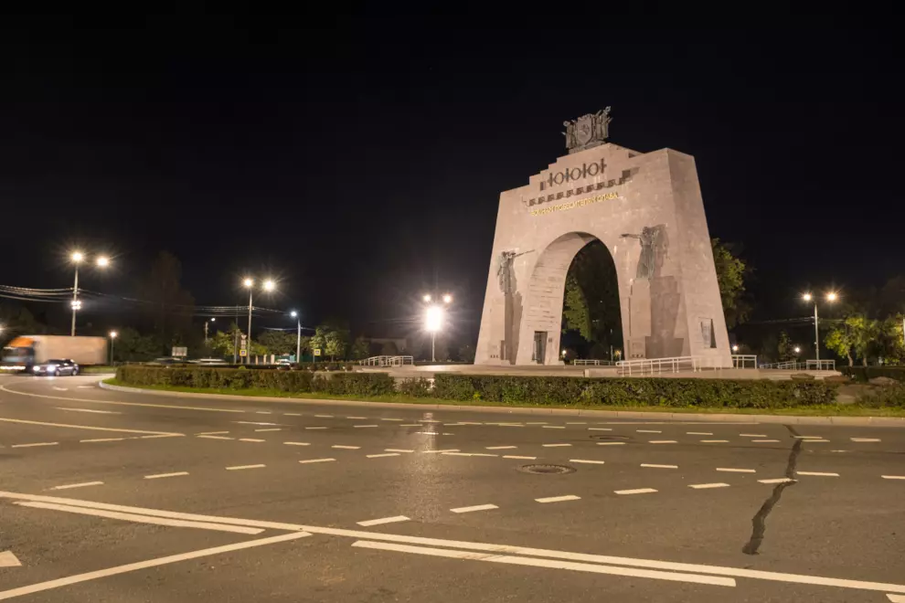 Завершена модернизация системы наружного освещения площади Воинской Славы в Красном Селе