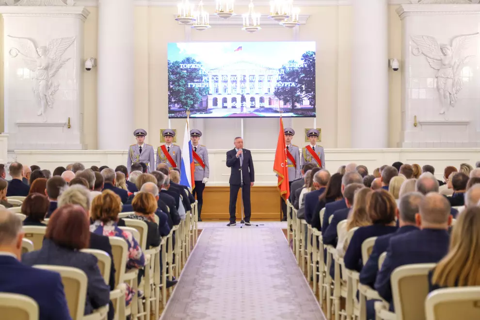 Почетными наградами и Благодарностей Президента удостоены петербуржцы