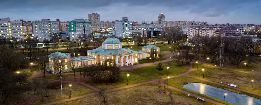 В парке Александрино завершилась масштабная реконструкция системы освещения