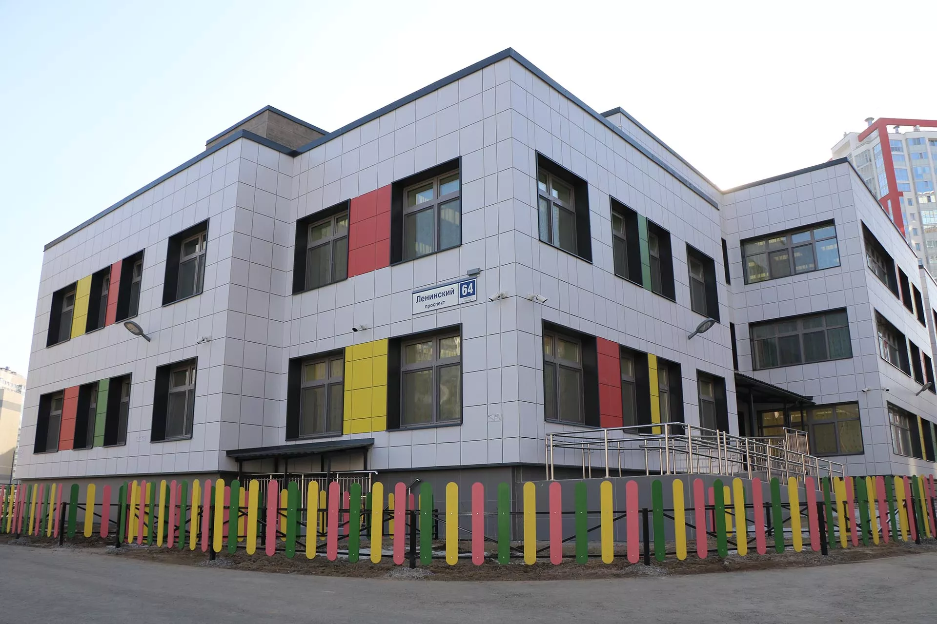 Красносельском районе в последние десятилетия ведется активная жилищная застройка