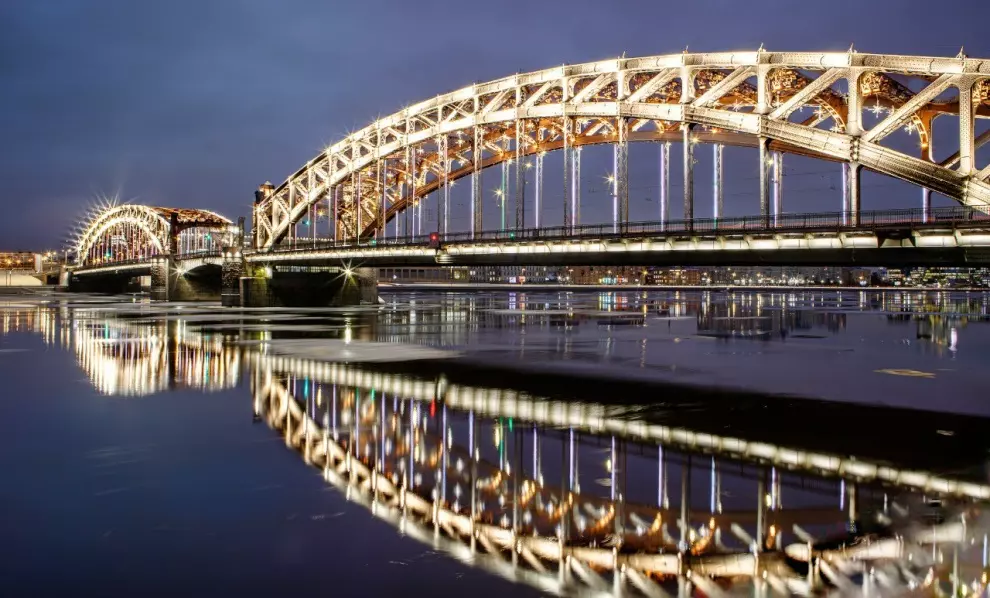 Мосты Петербурга – это шедевры архитектурной и инженерной мысли