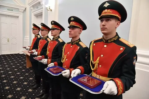 В Большом зале Мариинского дворца чествовали ветеранов и жителей блокадного Ленинграда