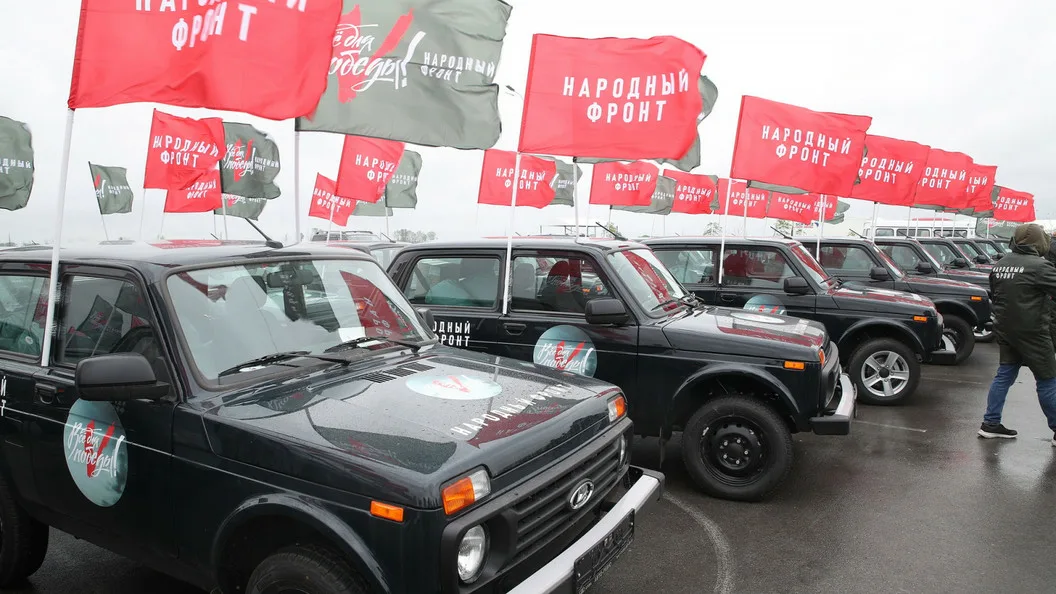 Очередной автомобиль отправили бойцам в зону СВО