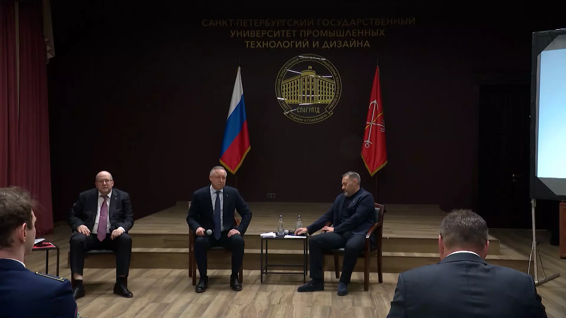 Александр Беглов провел встречу с членами Студенческого совета