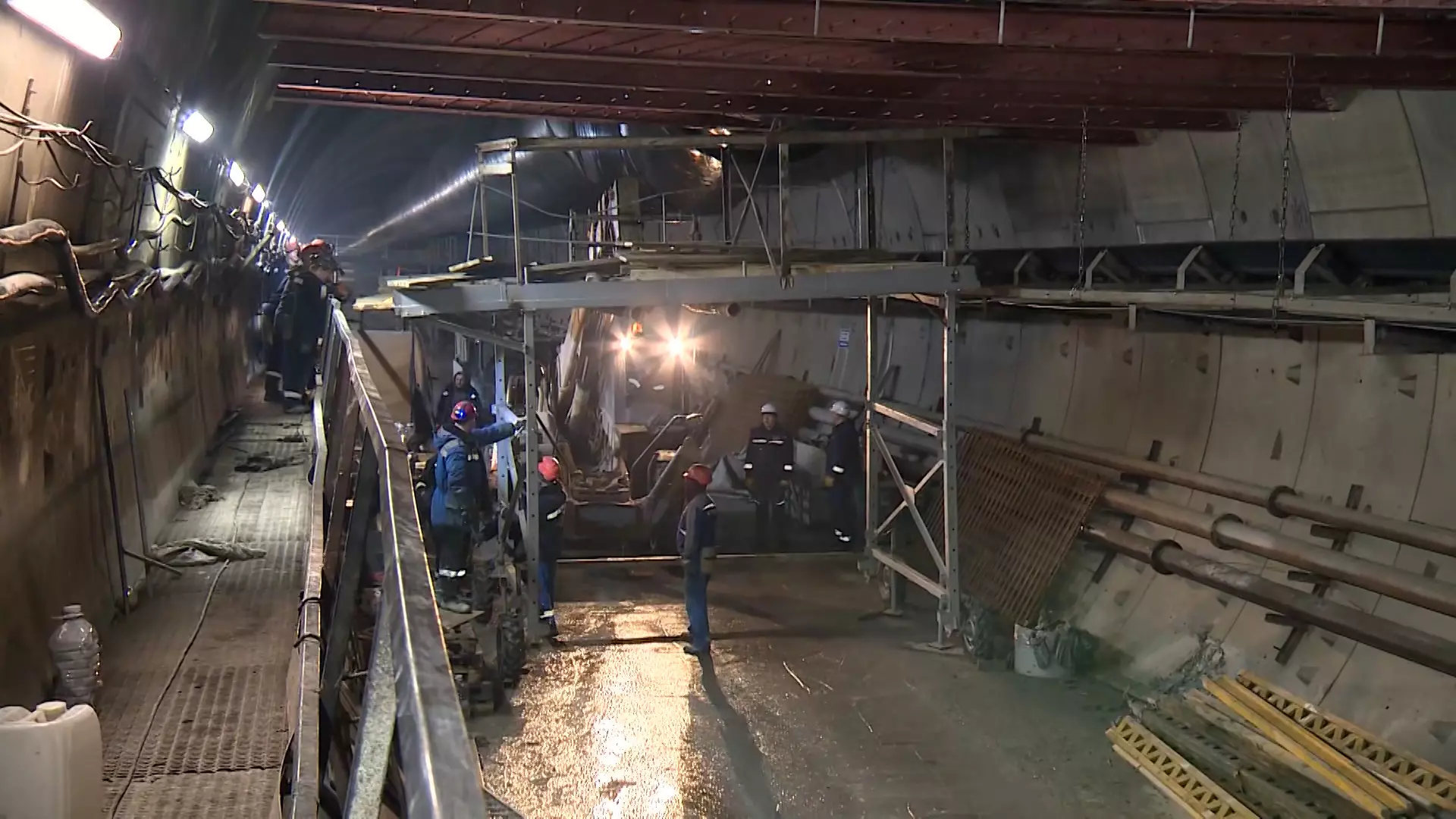 Сразу пять проходческих щитов сейчас работают на строительстве метро