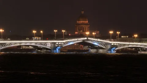 Специалисты Мостотреста приступили к финальным проверкам разводных мостов