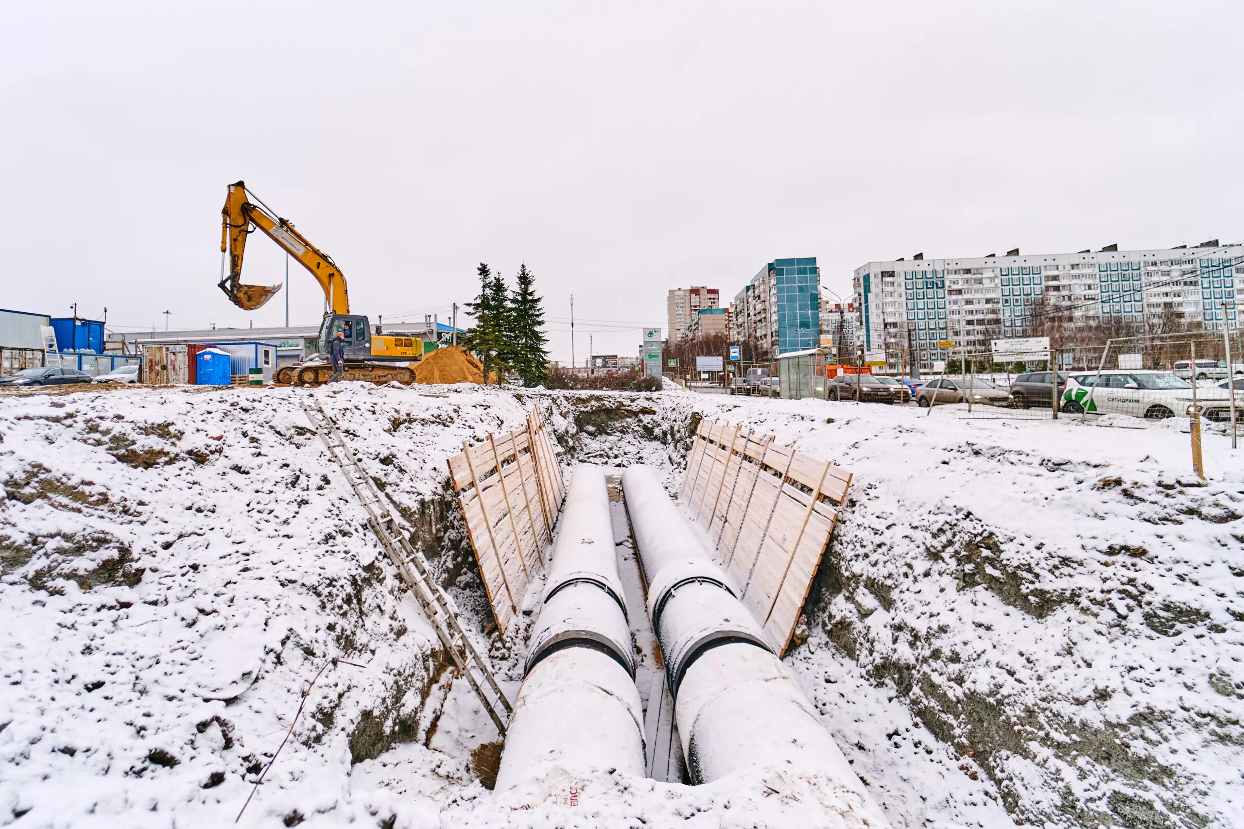 В Приморском районе продолжается модернизация систем теплоснабжения