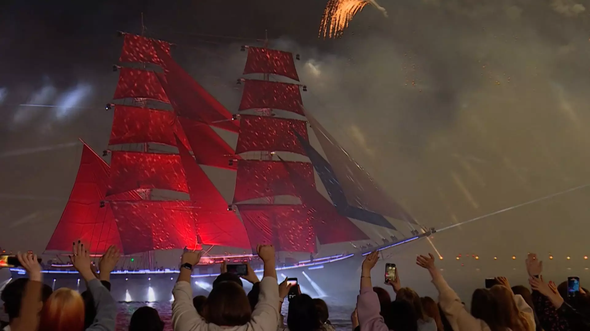 Александр Беглов официально объявил дату праздника «Алые паруса»