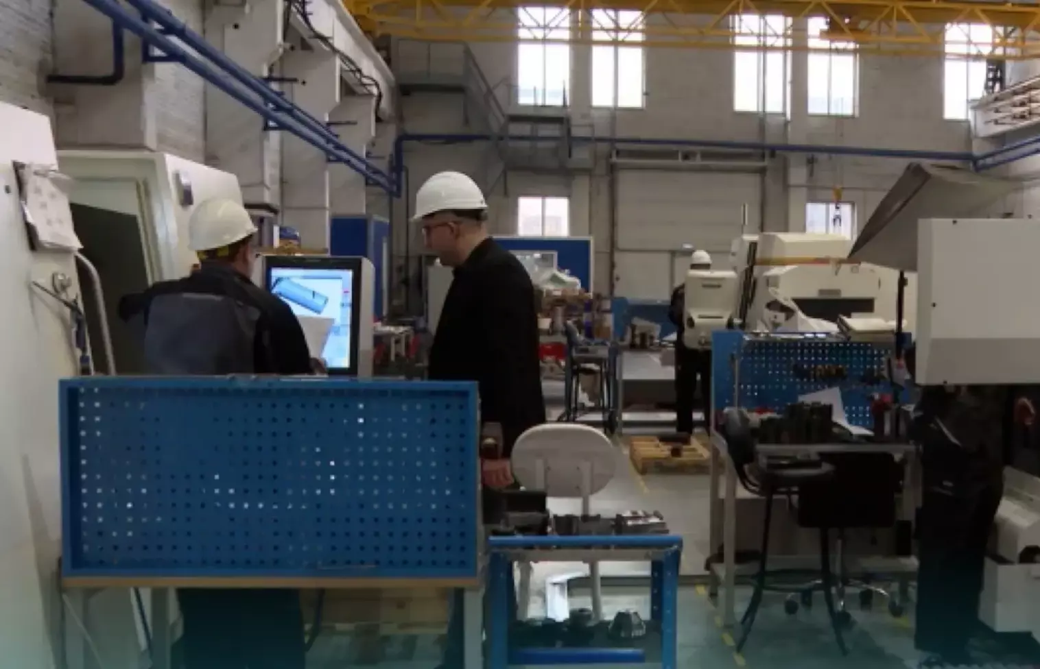 Субсидии от города получат новые центры