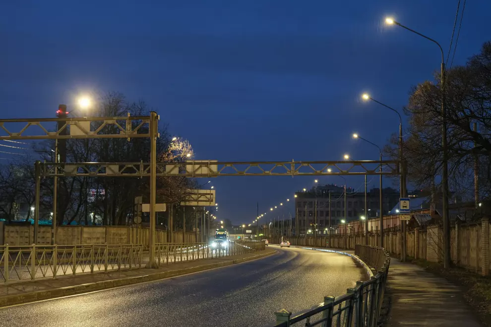 На Автомобильной улице заменили 179 устаревших натриевых светильников