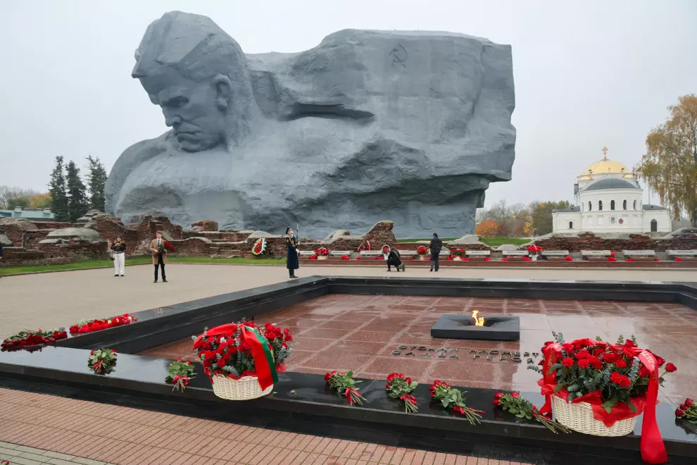 Александр Беглов посетил Мемориальный комплекс «Брестская крепость-герой»